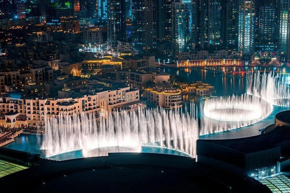 Success Luxury Apartment - 5 Min Away Marina Corniche - Free Housekeeping Provided Everyday-24-7 Staff Available For Services Dubai Exteriör bild