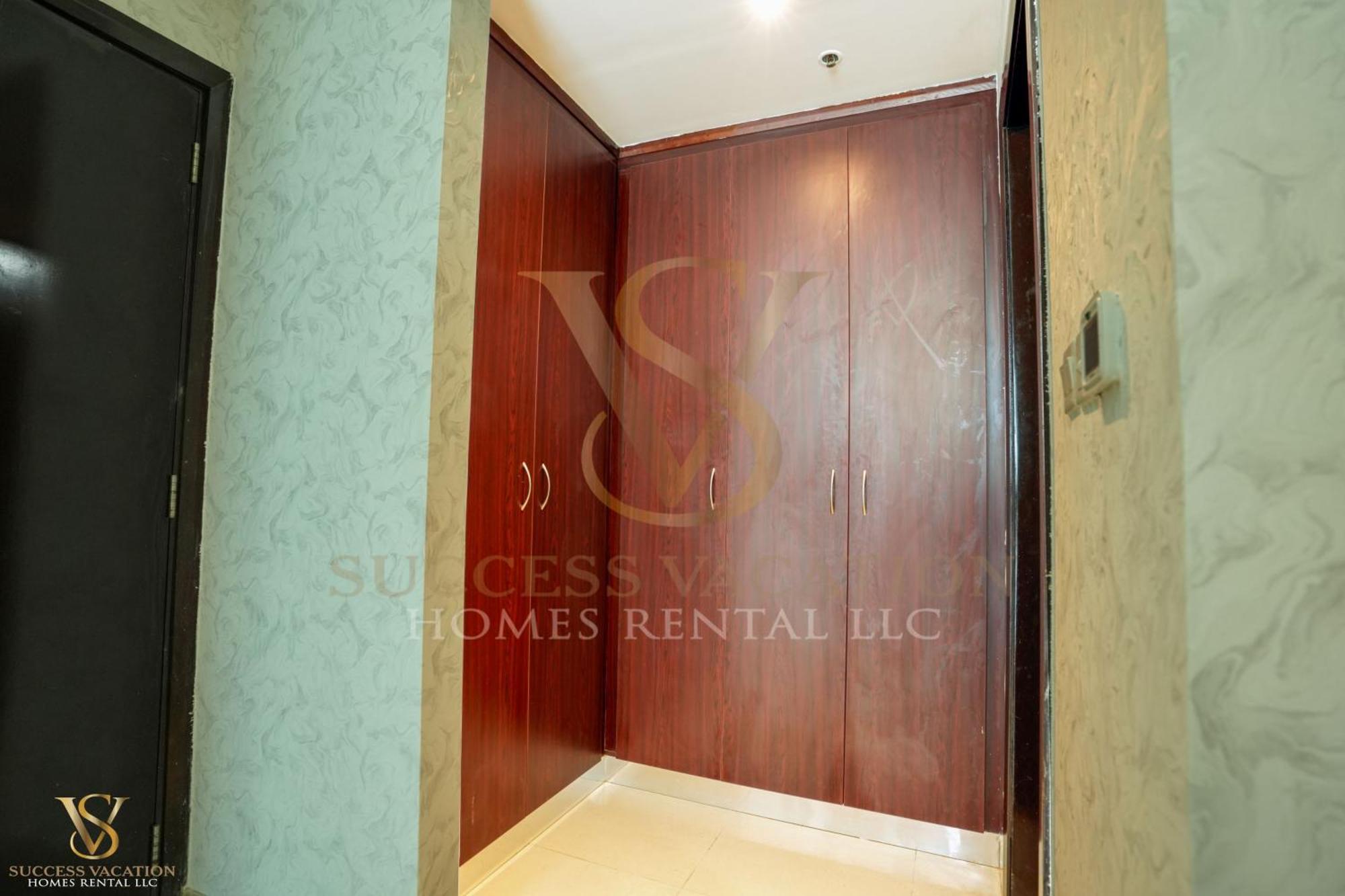 Success Luxury Apartment - 5 Min Away Marina Corniche - Free Housekeeping Provided Everyday-24-7 Staff Available For Services Dubai Exteriör bild
